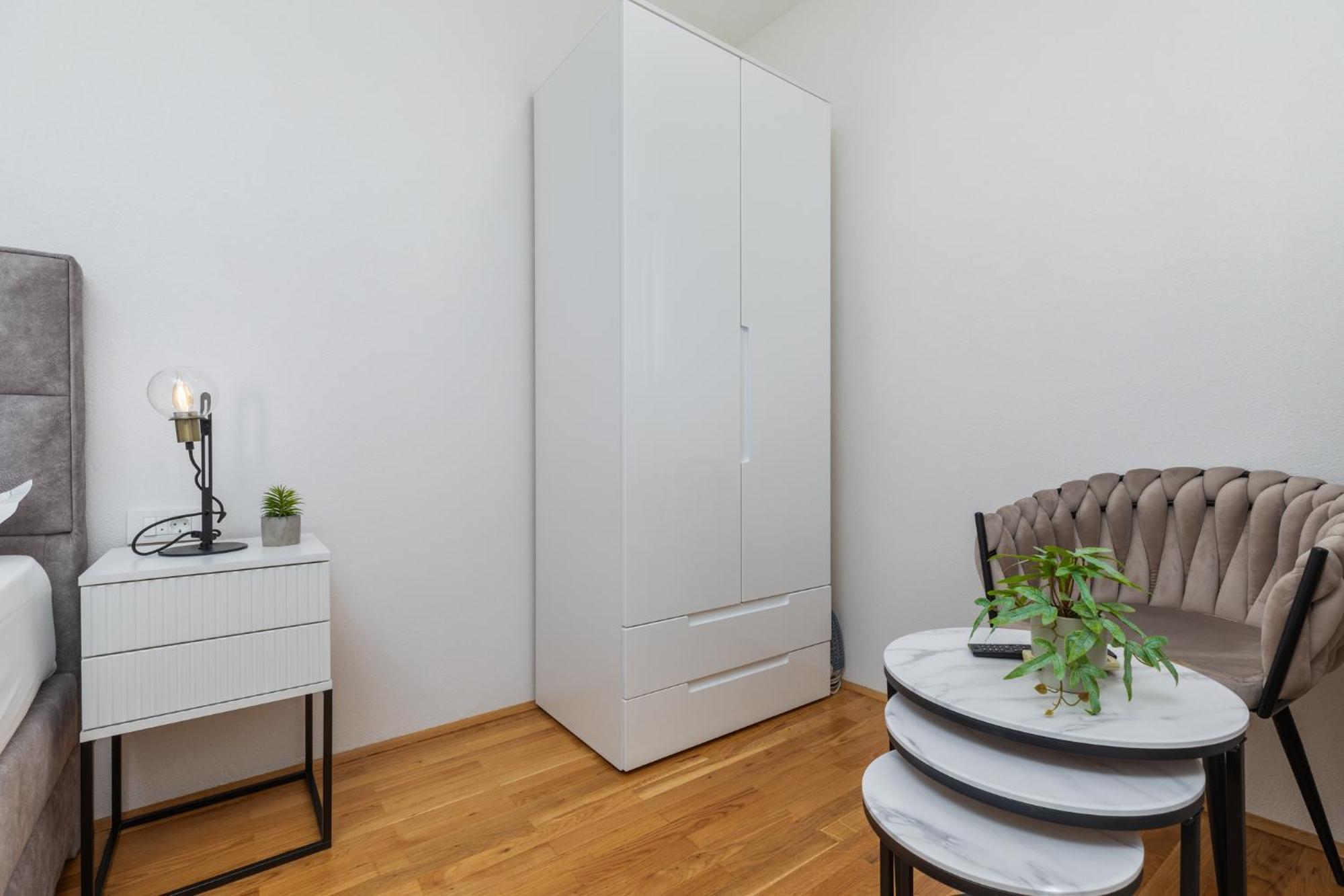 Dejan Apartman Brela Kültér fotó