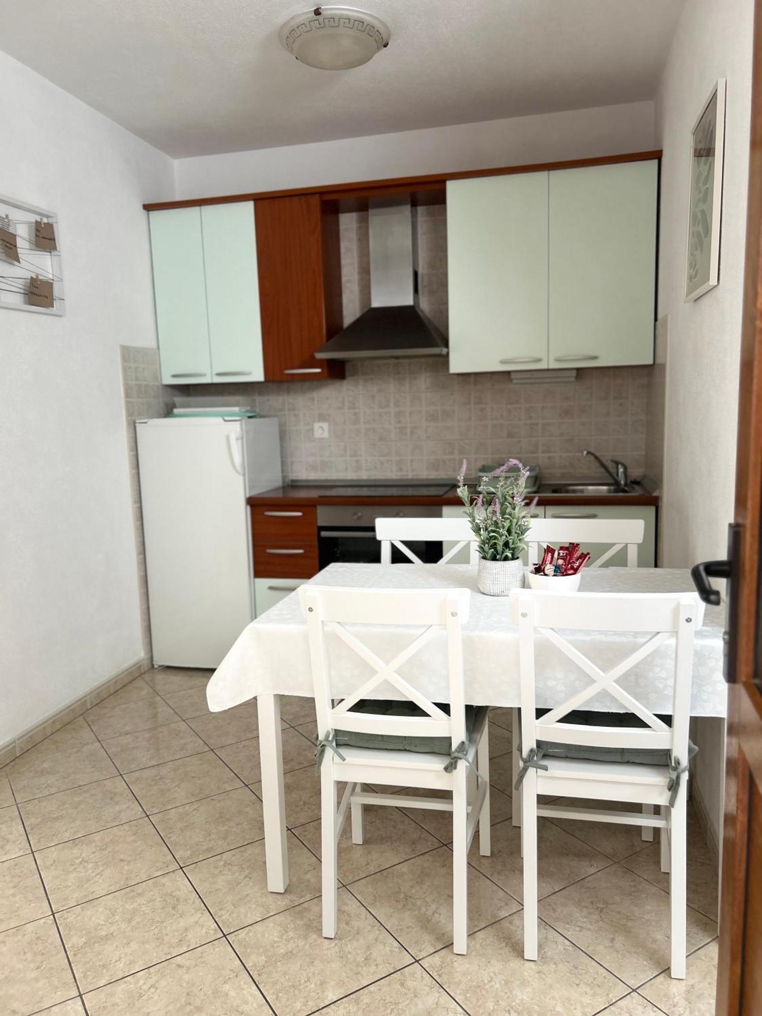 Dejan Apartman Brela Kültér fotó
